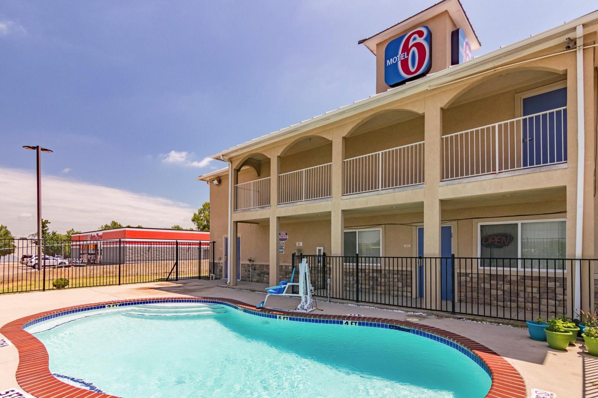 6-azle, Tx