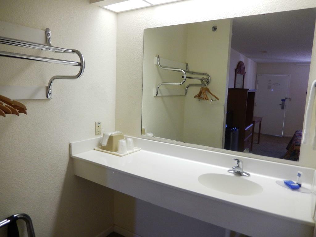 Hotel 6-azle, Tx